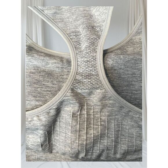 Hanes Women’s DHS101 Seamless Racerback Sports Bra Gray Heather Large - Picture 4 of 6